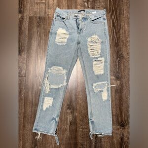 Brandy Melville boyfriend fit jeans